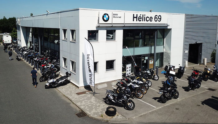 motorcycle rental BMW HELICE 69