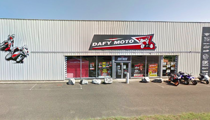 motorcycle rental DSN Motos 40