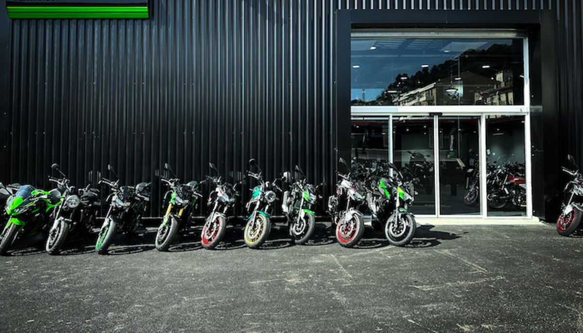 motorcycle rental Technik Moto