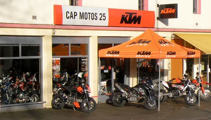 motorcycle rental Cap Motos 25