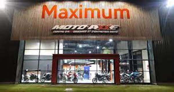 motorcycle rental Maximum