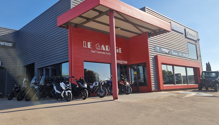 location moto Villeneuve-lès-béziers Array