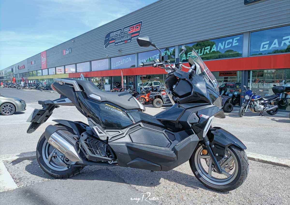 Location SYM 125 ADX Nîmes Easy Renter