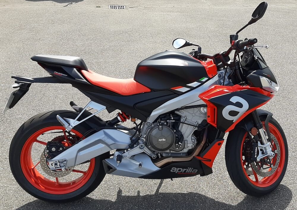 location moto Mulhouse Aprilia TUONO 660 15028