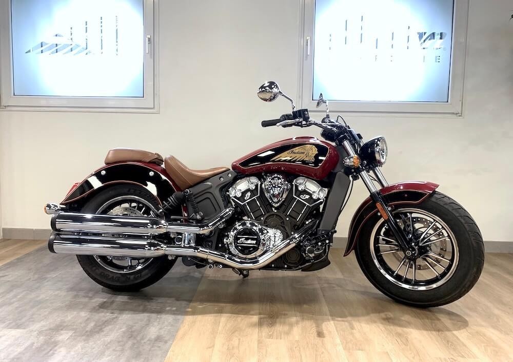 Location moto Indian Scout Bobber 1