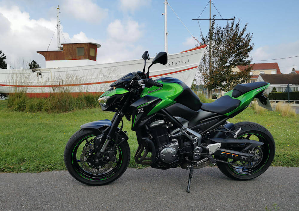 Location moto Laval Kawasaki Z900 2