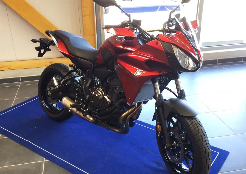 moto yamaha laval