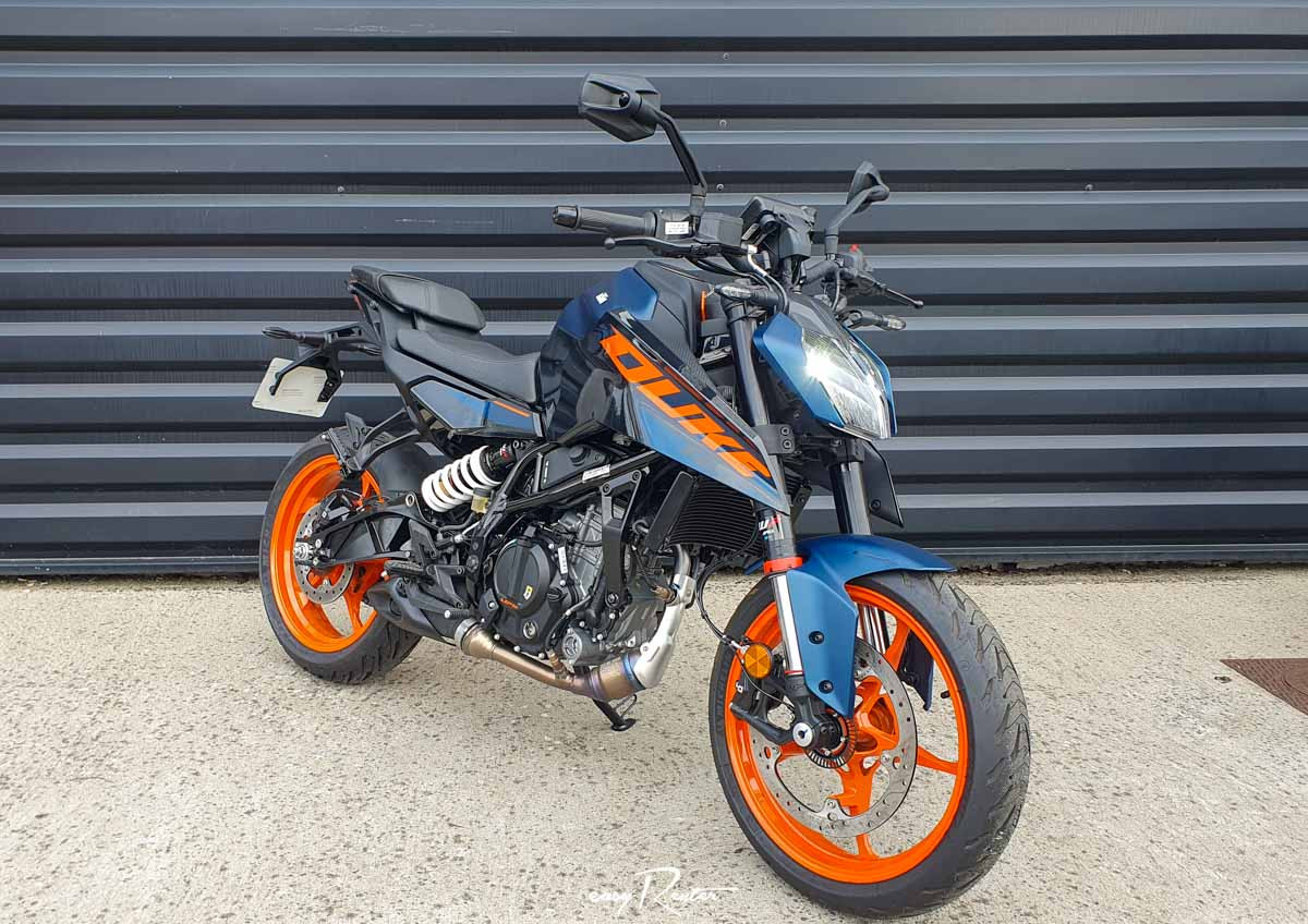 location moto le mans Ktm 790 Duke 1
