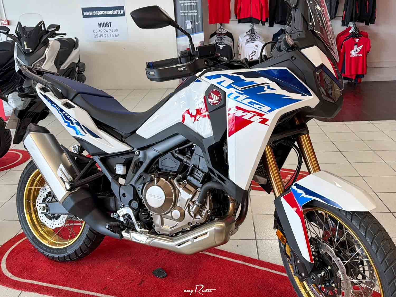 location moto Niort Honda X-ADV 750 14251