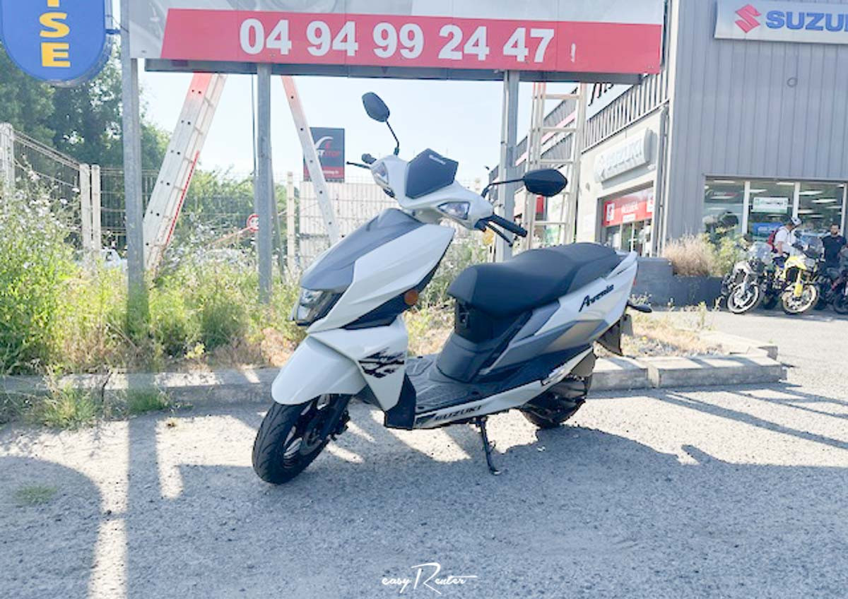 location scooter Le Mans Kymco 125 Downtown 14791