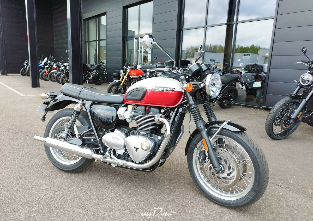 Location moto Rouen Triumph Bonneville T120