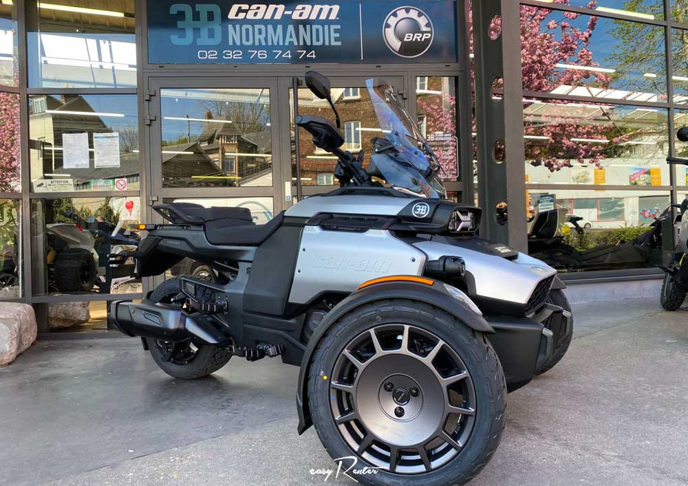 Location moto Annecy Kawasaki 1000 Versys 4