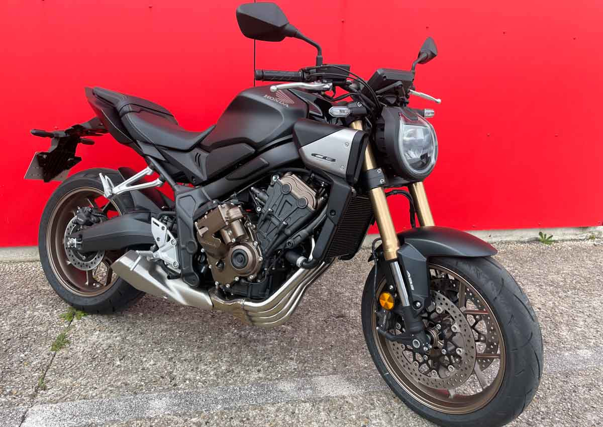 location moto Saint-Maximin Yamaha MT07 12102