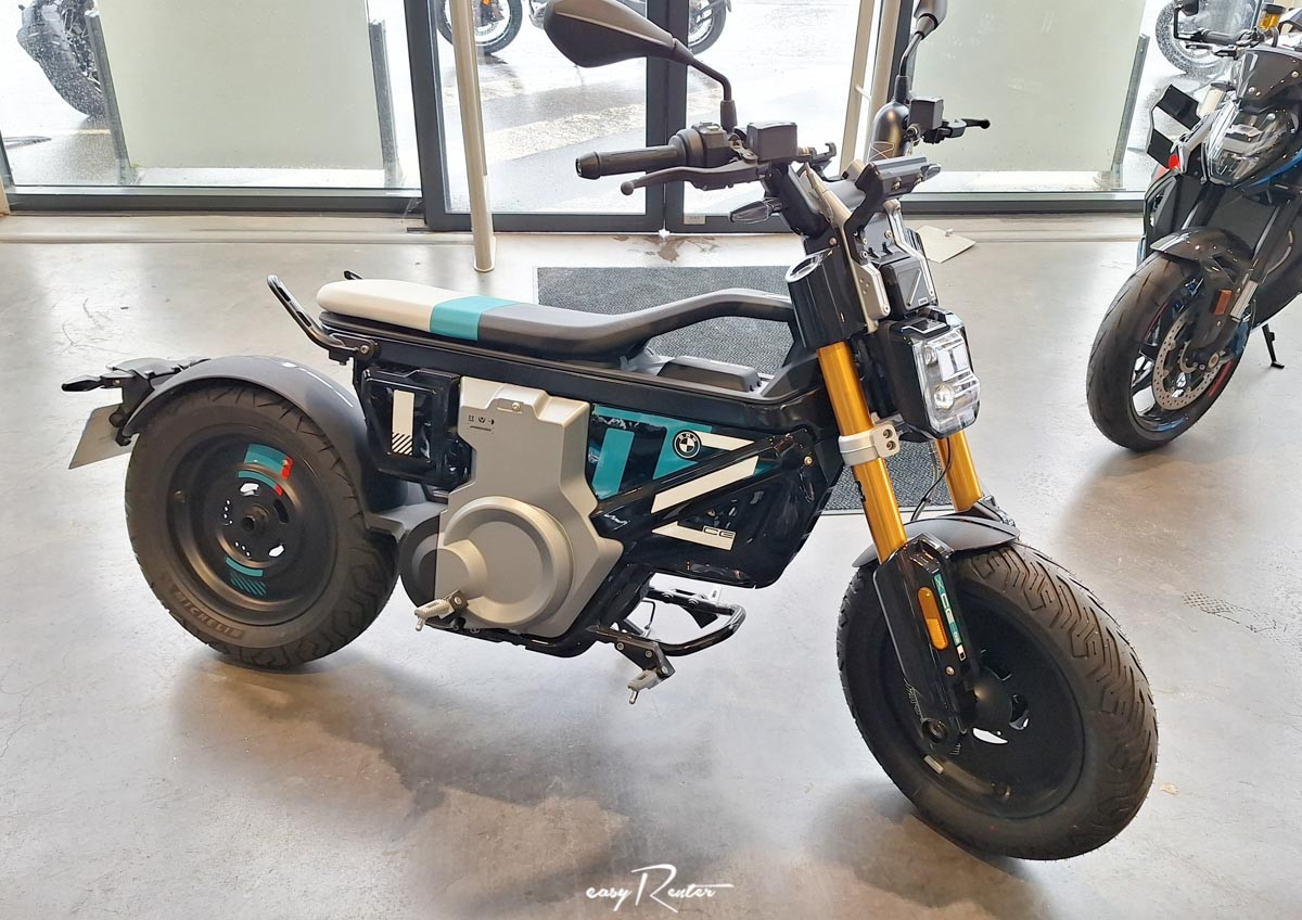 location moto Vannes KTM 890 Adventure A2 15293
