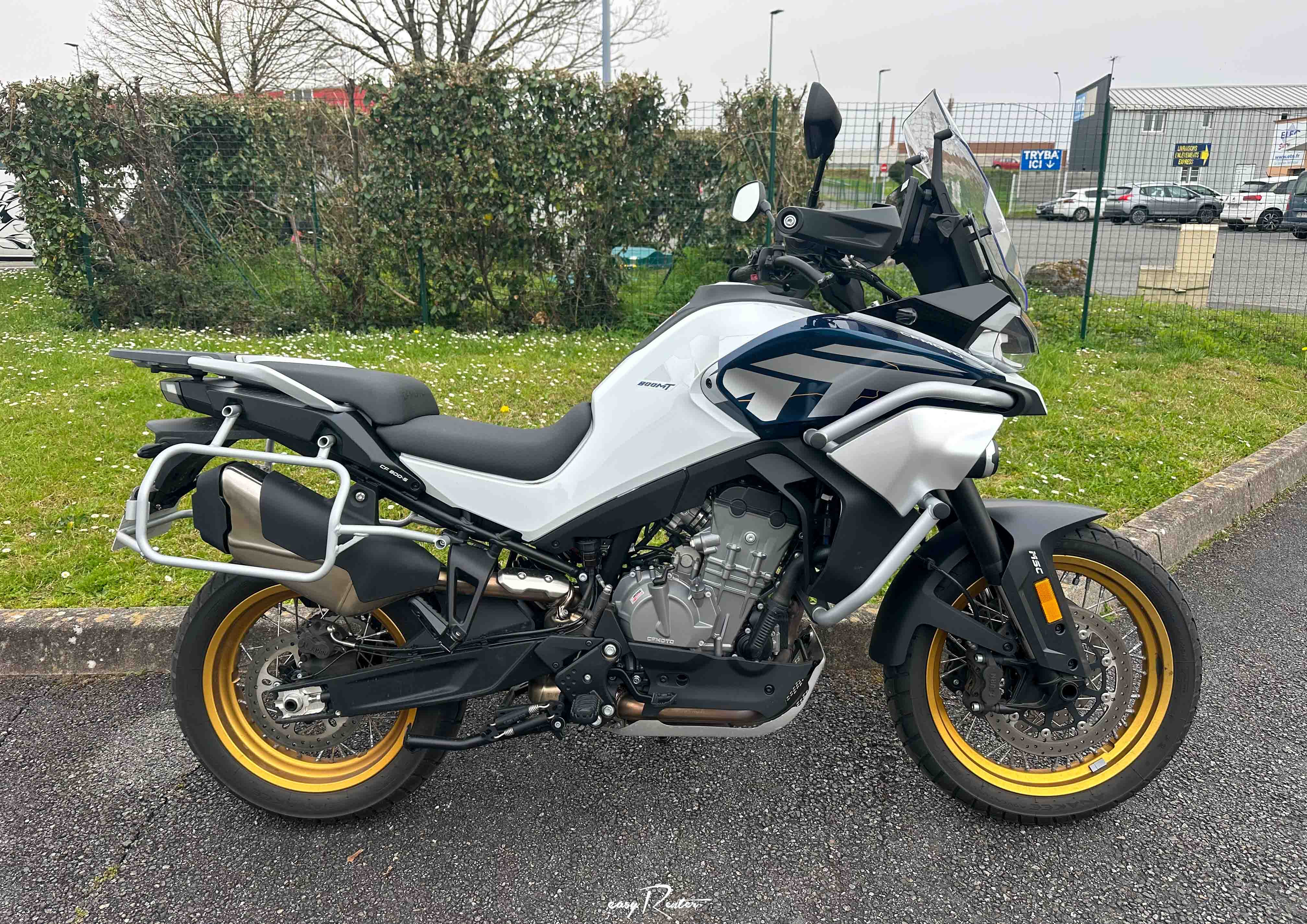 location moto Angers KTM 890 Duke L 15589