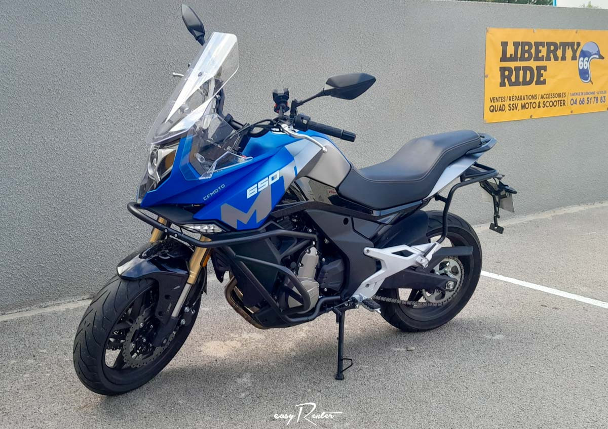 location moto Cholet Kawasaki Z 900  14886