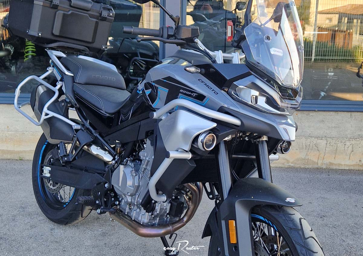 Location moto Montpellier Honda VFR 800 F 2