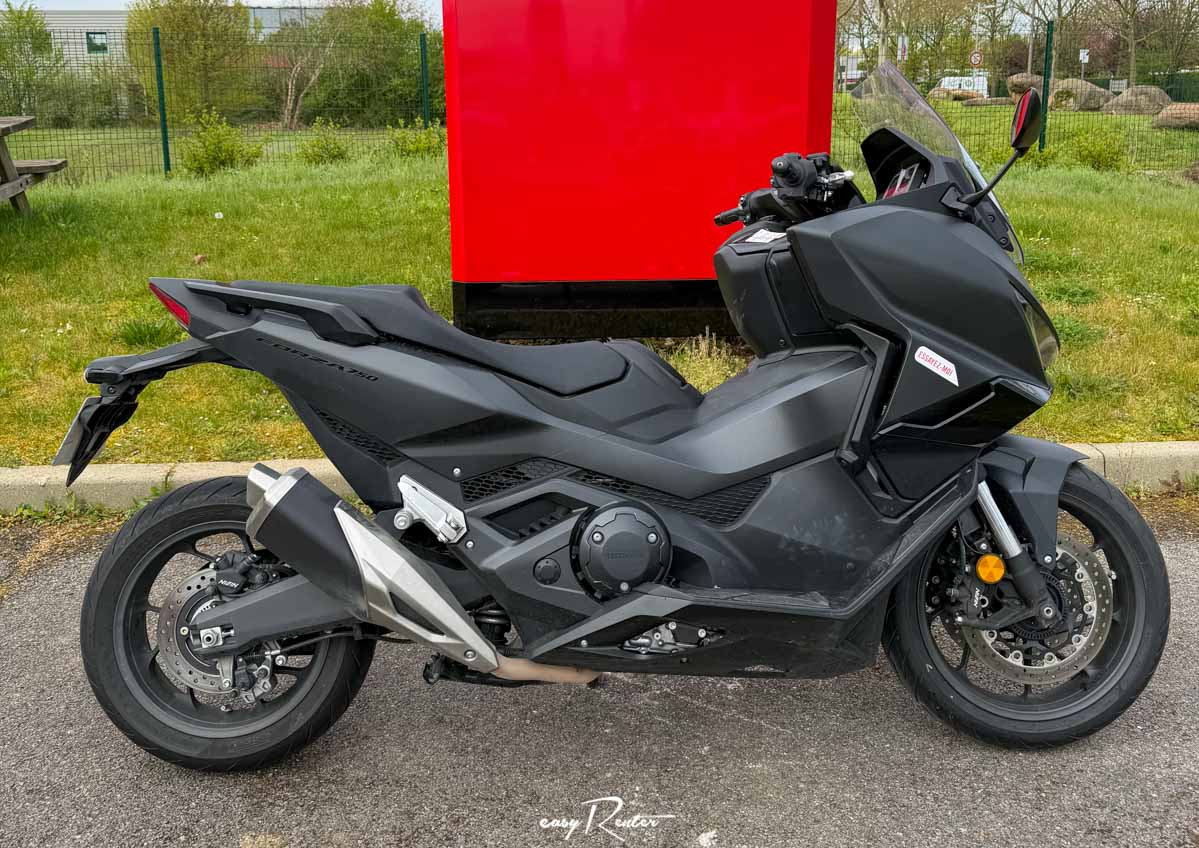 location scooter Melun Honda Forza 750 A2 1