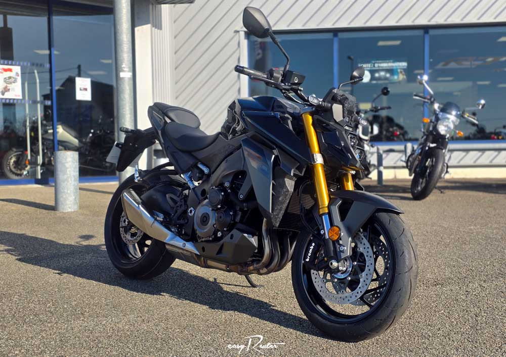 location moto Vannes Suzuki GSX-S 1000 1