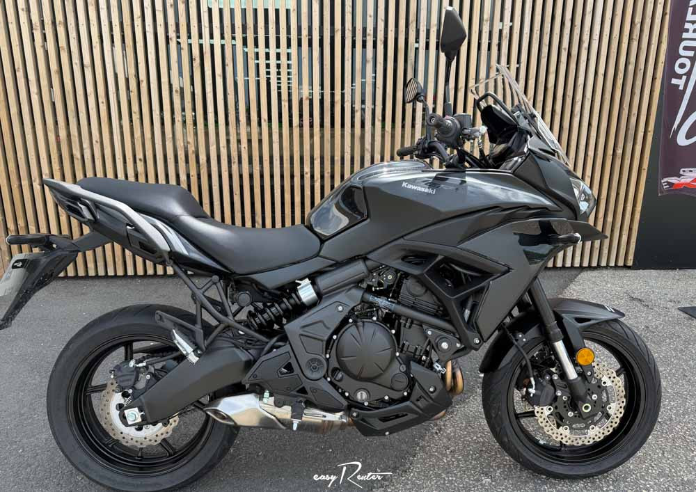 location moto Cherbourg Kawasaski Z900 1