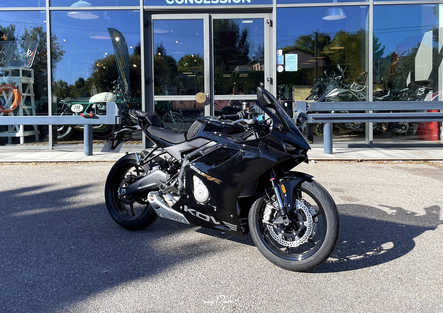 location moto Champagne-au-Mont-dOr KOVE 450 RR 1