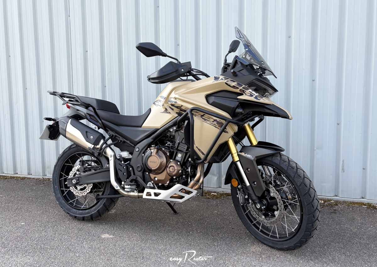 location moto royan Honda CB125R 2