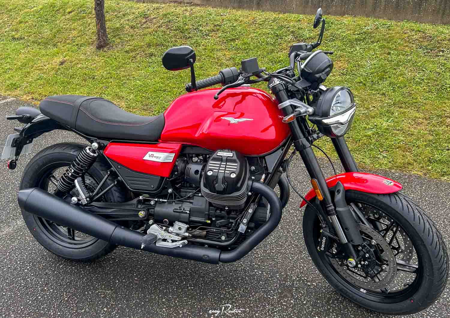 Location moto Mayenne Aprilia TUONO V4 1100 FACTORY MY19 1