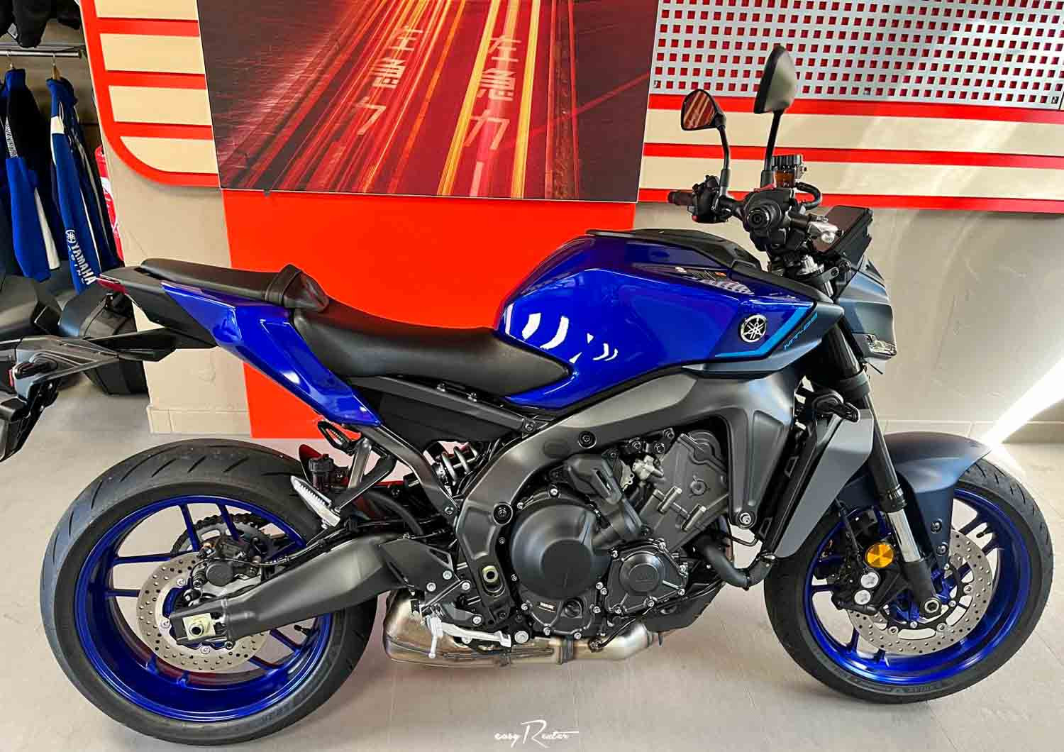 location scooter Aix-en-Provence yamaha tmax 2