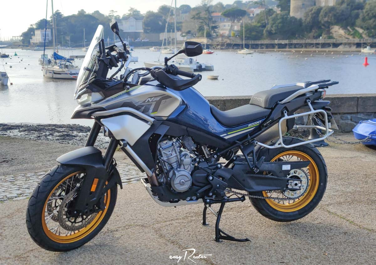 Location moto Pau KTM 790 Duke L 1