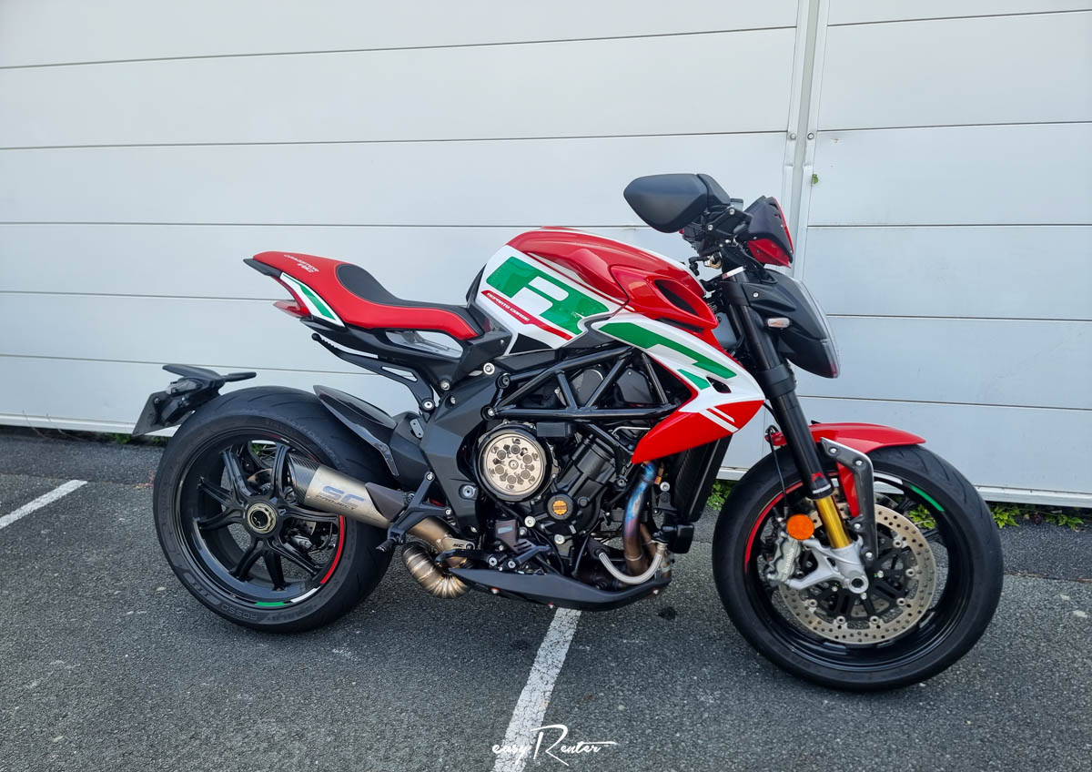 location moto Lorient Kawasaki Z 900 FULL 2021 15072