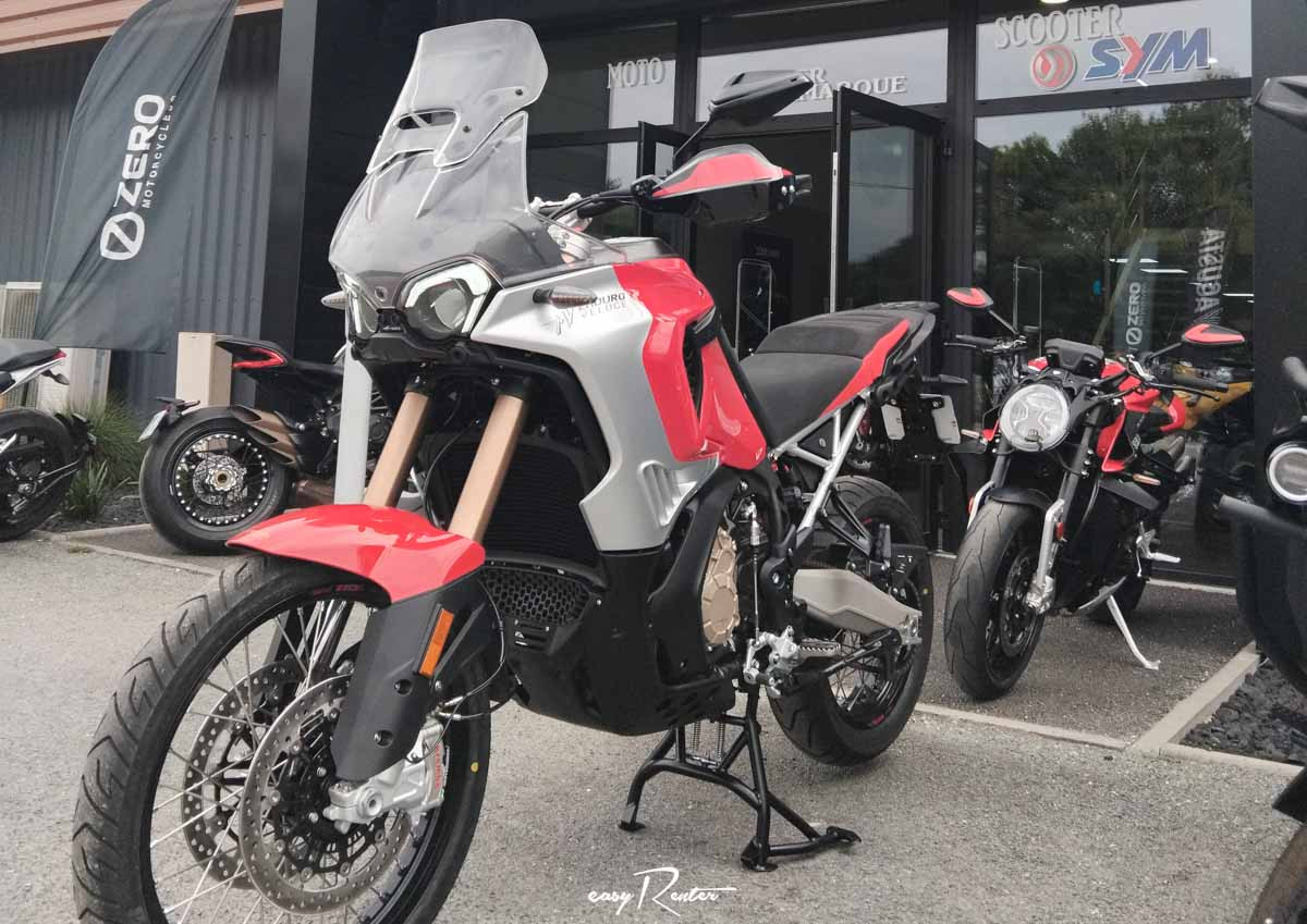 location moto Saint-Lô Kawasaki Z650 A2 14194