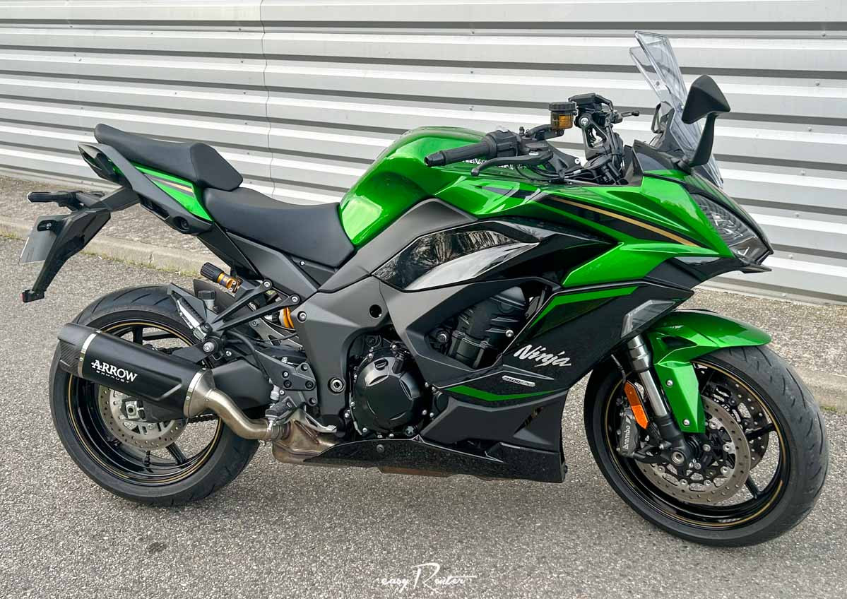 Location moto La Rochelle Kawasaki Z 900 RS 1