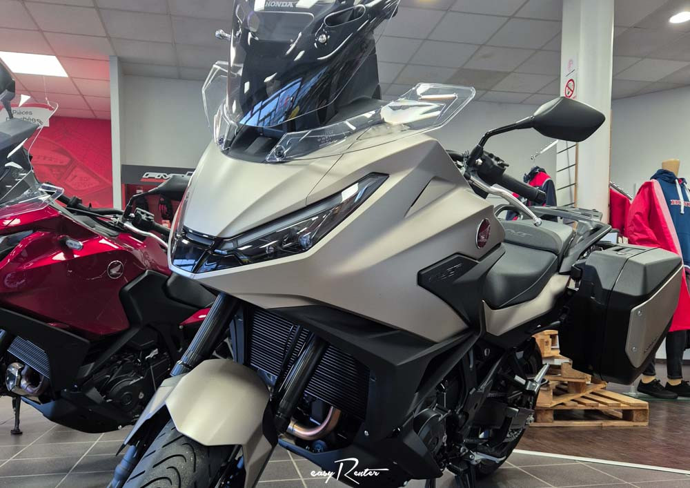 location moto Melun Honda NT 1100 MT 1