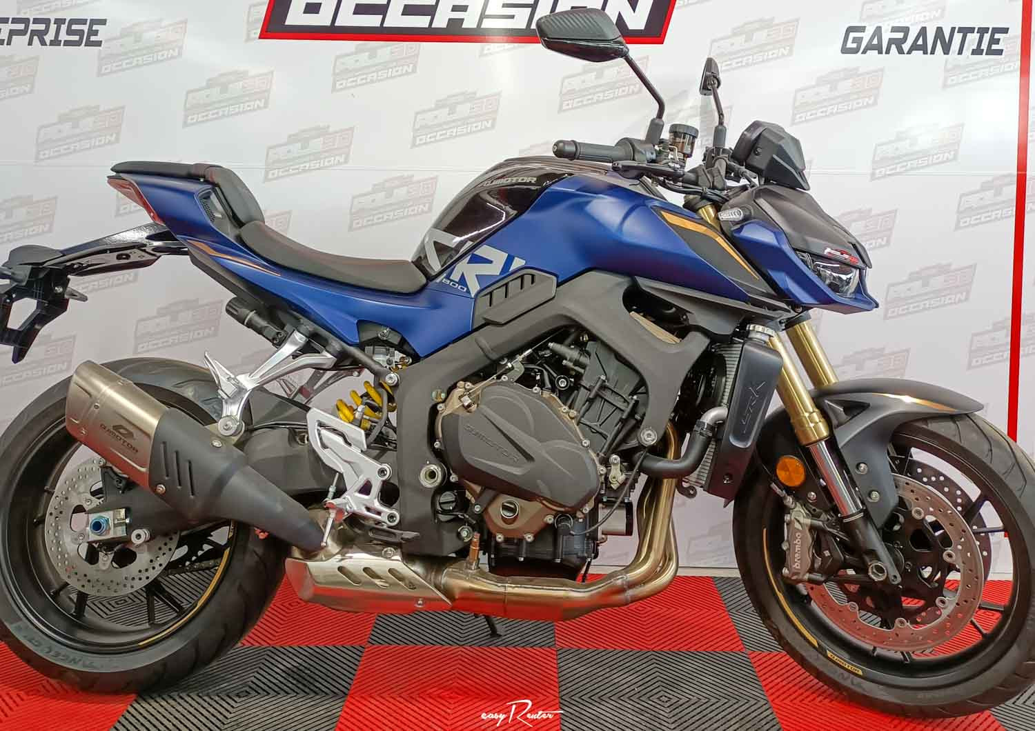 location moto valence Benelli leoncino 500 A2 2