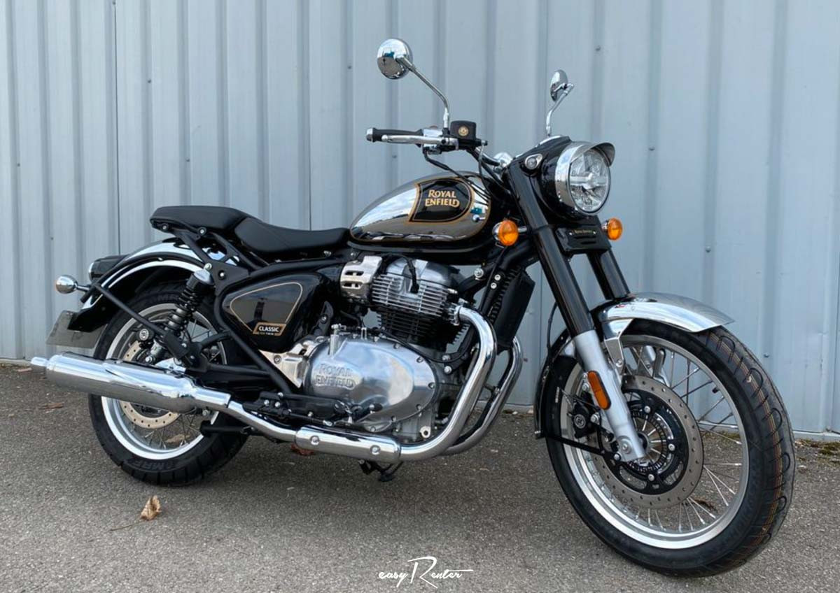 location moto royan Honda CB125R 2