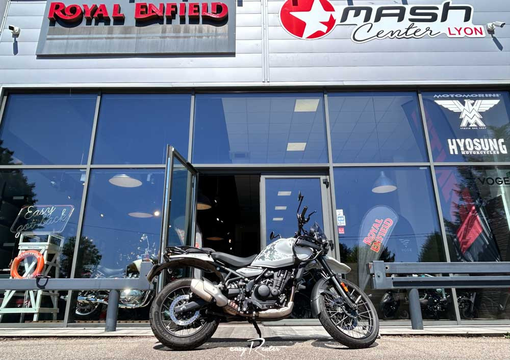 location moto Champagne-au-Mont-dOr Royal Enfield Himalayan 450 A2 1