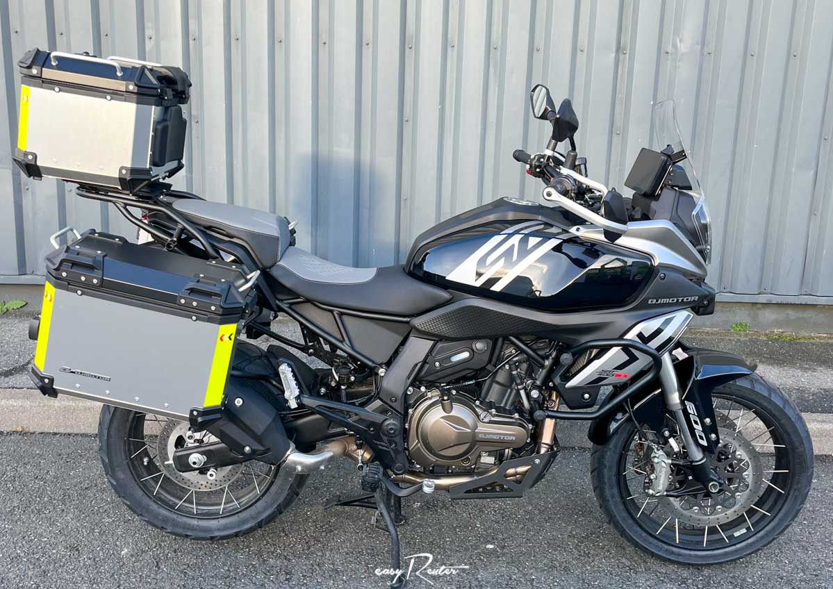 location moto Pierrelaye Royal Enfield 650 Continental GT A2 16022