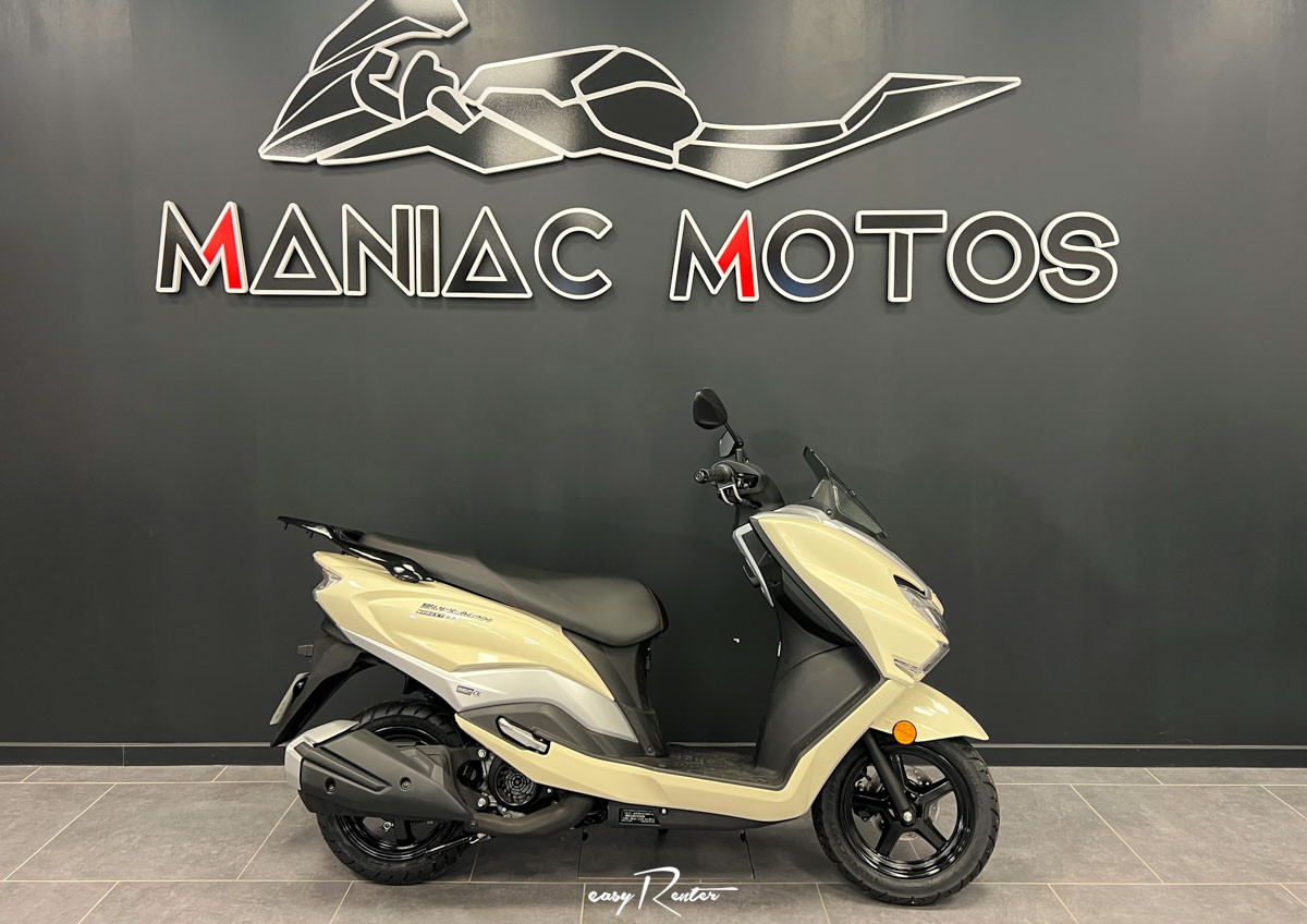 location scooter Niort Honda PCX 125 noir 15778