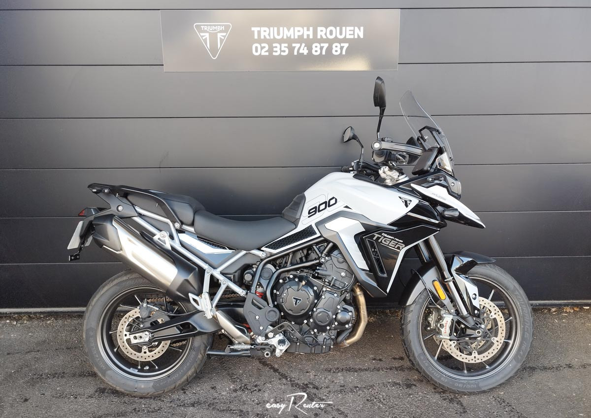 Location moto Rouen Triumph Bonneville T120