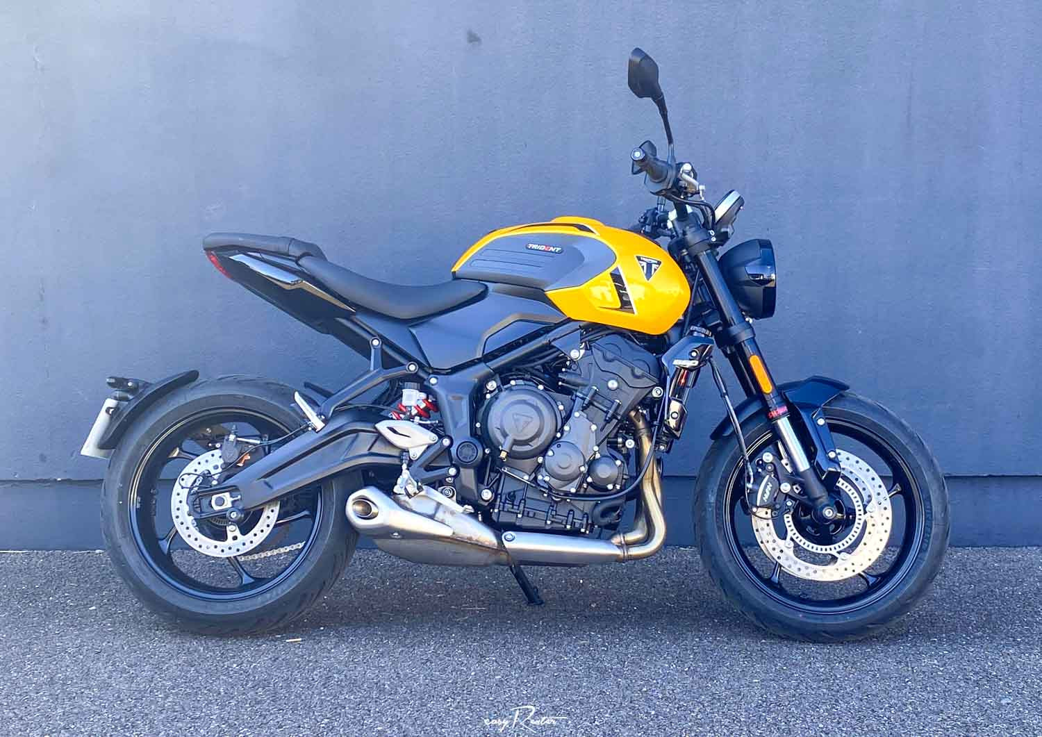 location moto Strasbourg Triumph Street Twin A2 #2 14815