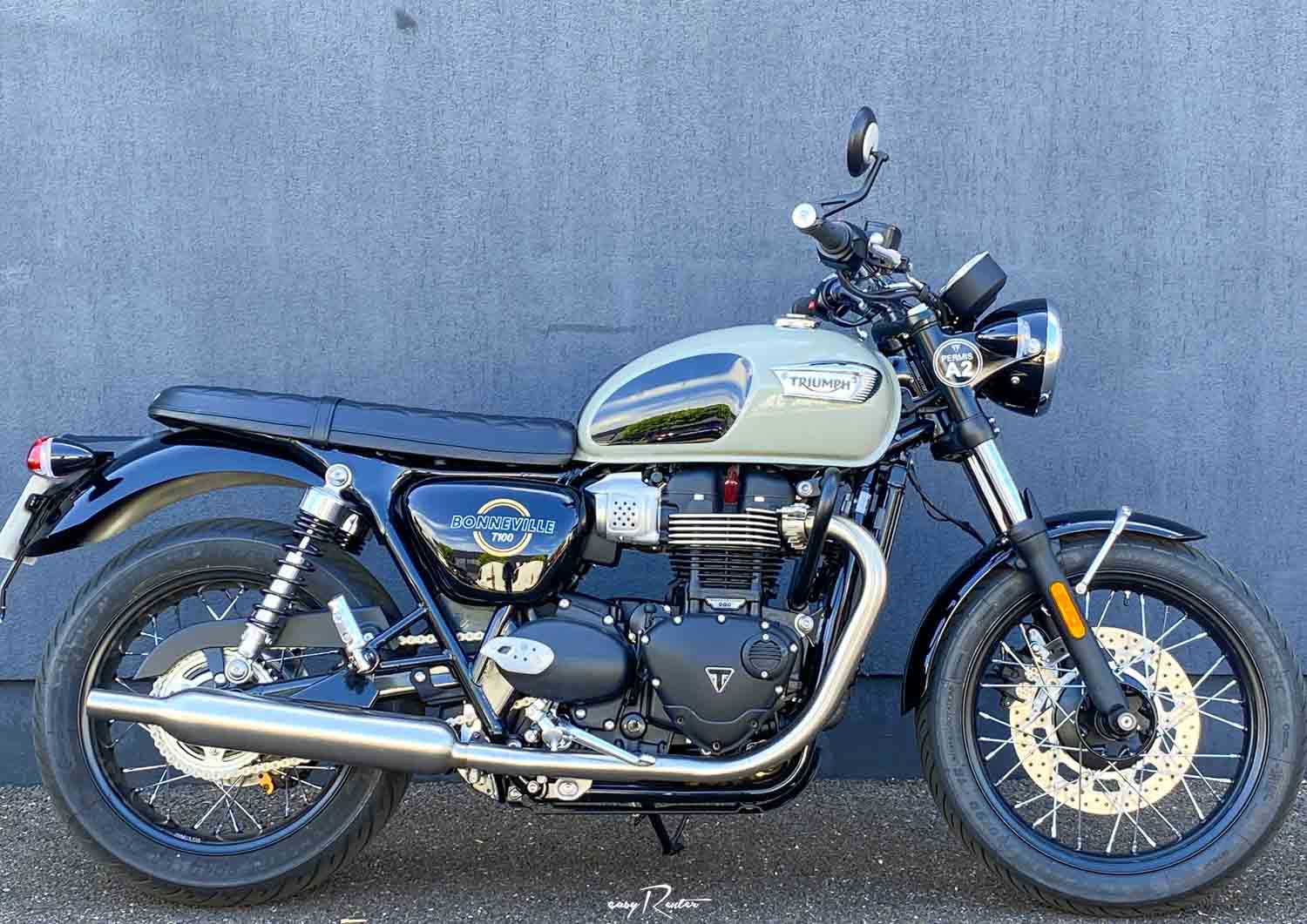 location moto Strasbourg Triumph Street Twin A2 #2 14815