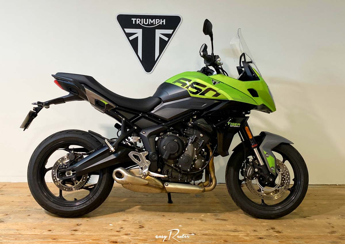 location moto Strasbourg Triumph Street Twin A2 #2 14815