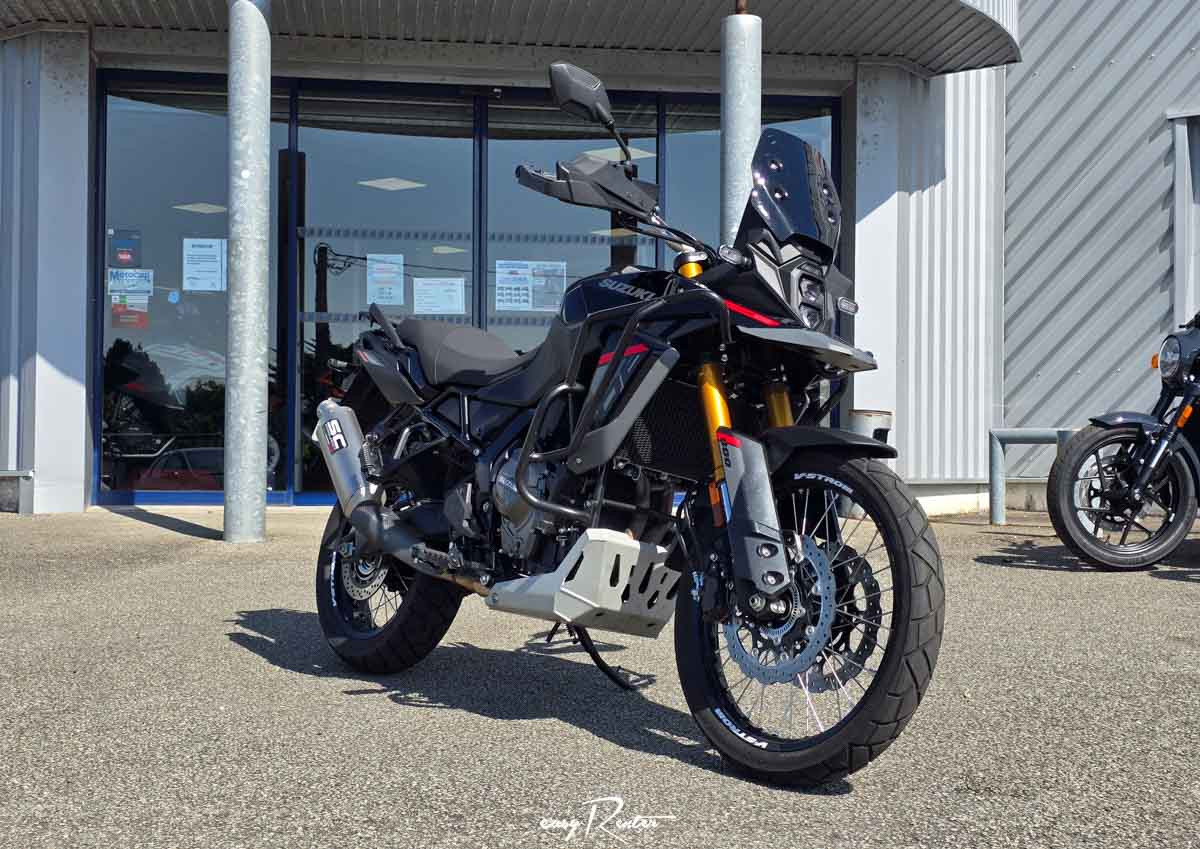 location moto Vannes Suzuki V-Strom 800 DE 3