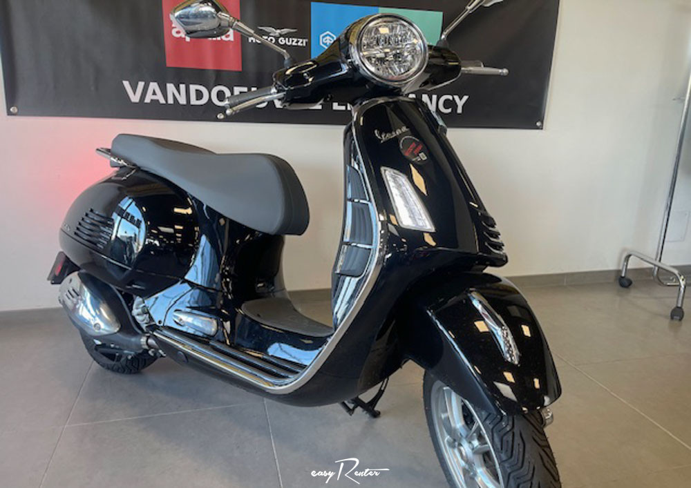 location moto Nancy Guzzi V85 Travel 14932