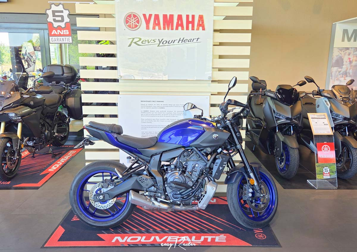 location moto Nancy Guzzi V7 Stone 14939