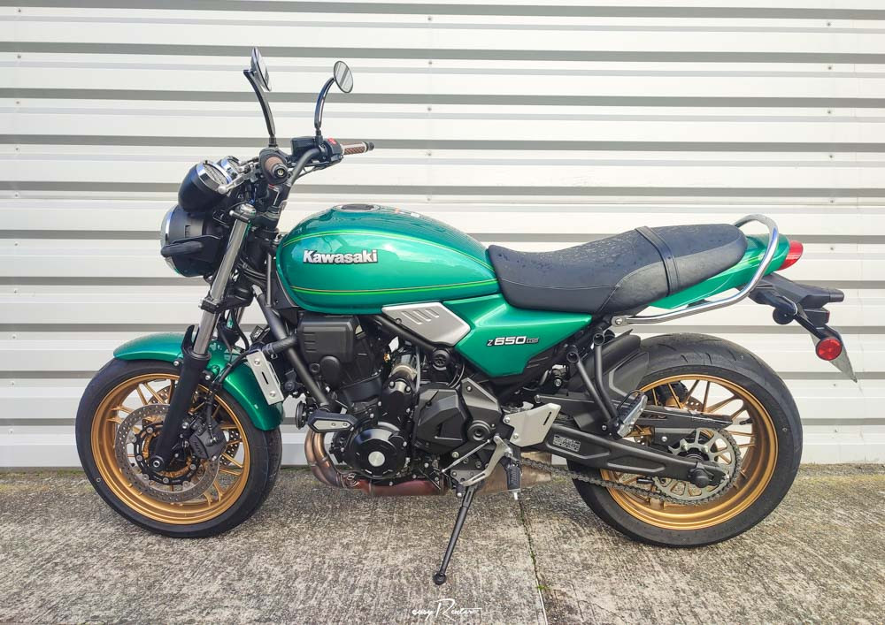 Location moto La Rochelle Kawasaki Z 900 RS 1