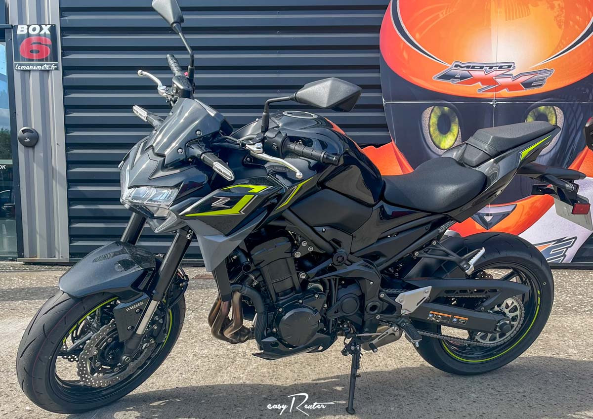 location moto Le Mans Kawasaki Z 650 1