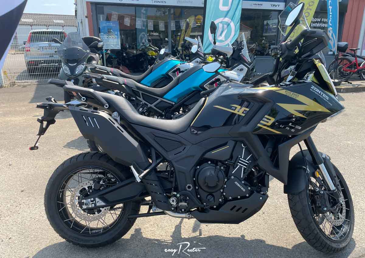 Location moto Pau KTM 790 Duke L 1