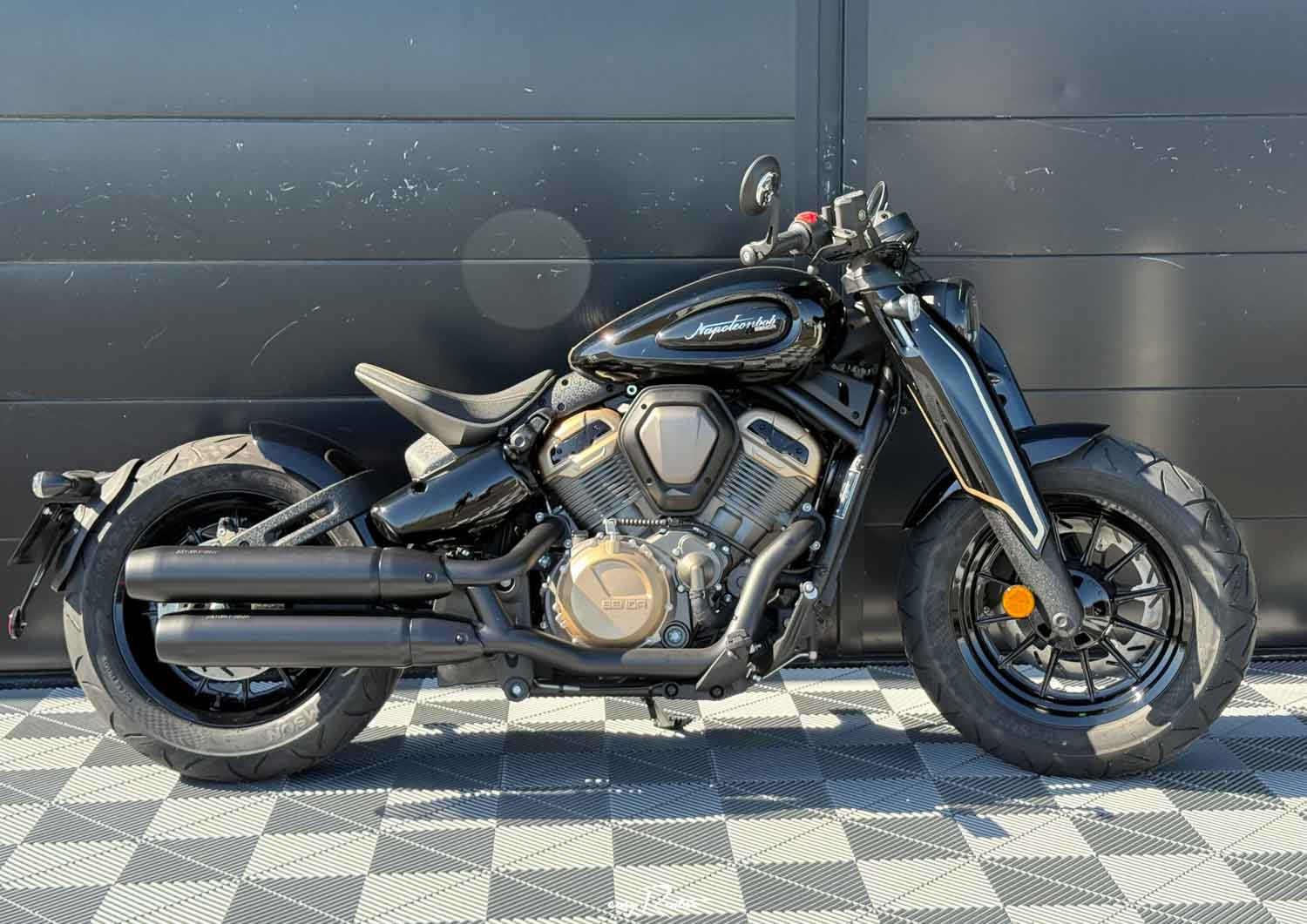 Location moto Benelli Trek 502 0