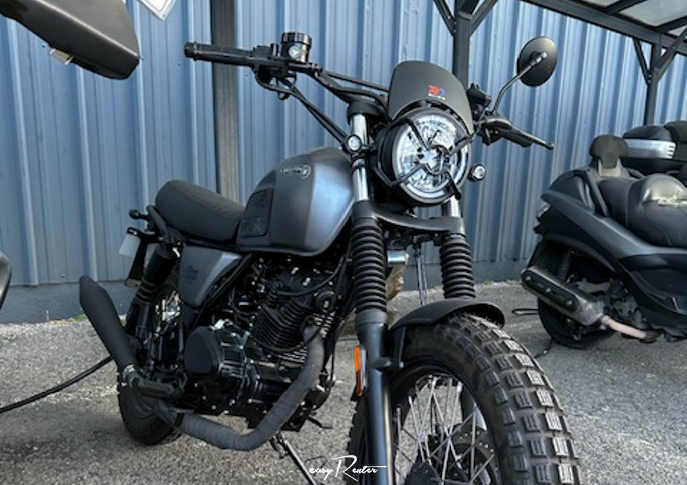 location scooter Le Mans Kymco 125 Downtown 14791